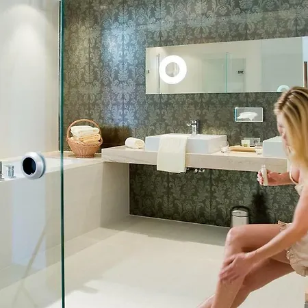 Juffing & מלון 4*