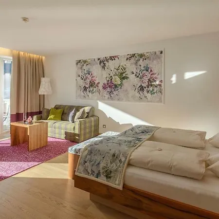 Juffing & מלון 4*